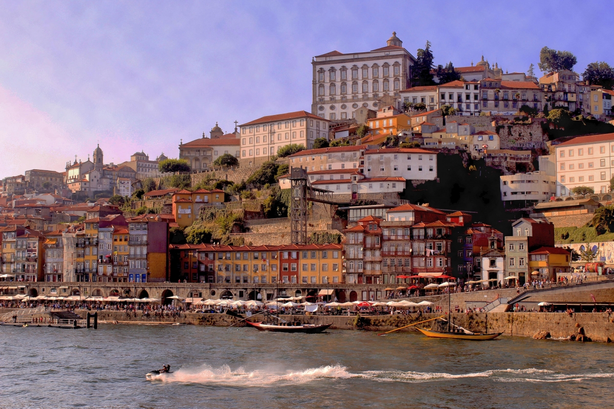 Urbanism, Tourism or Economy highlight Porto